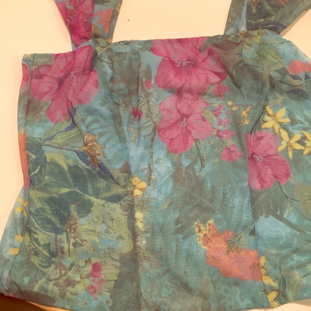 Oscalito yellow printed camisole small sized.
